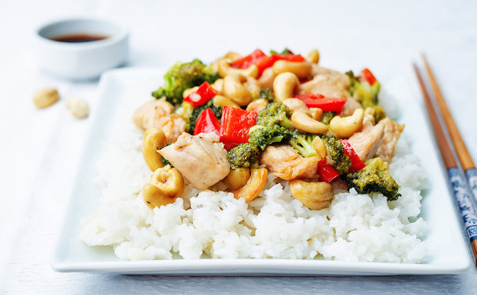 One Skillet Cashew Chicken Stir Fry